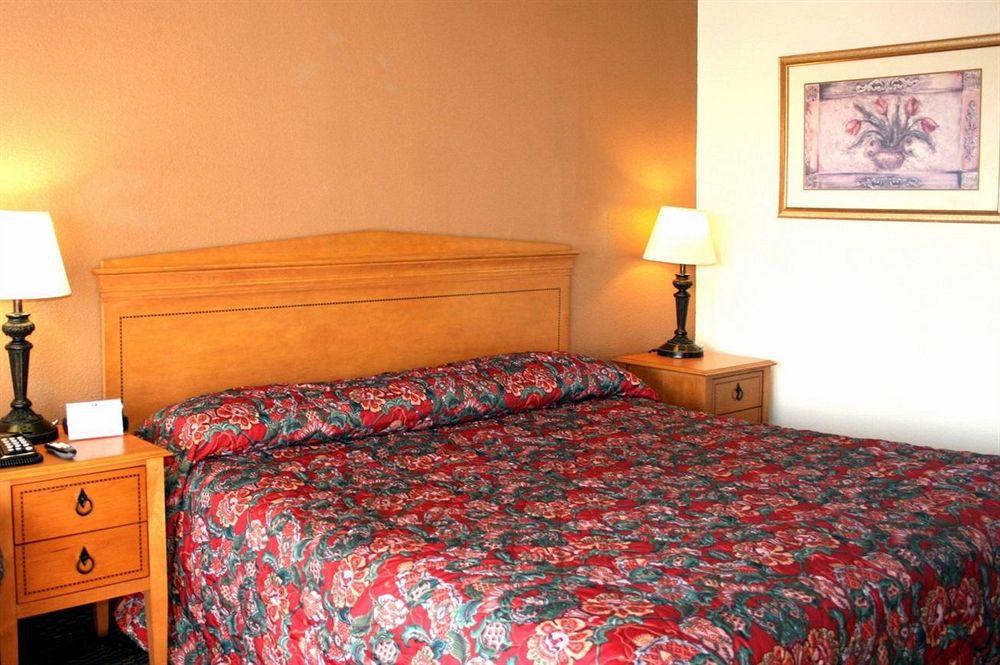 Motel Americas Value - 3*